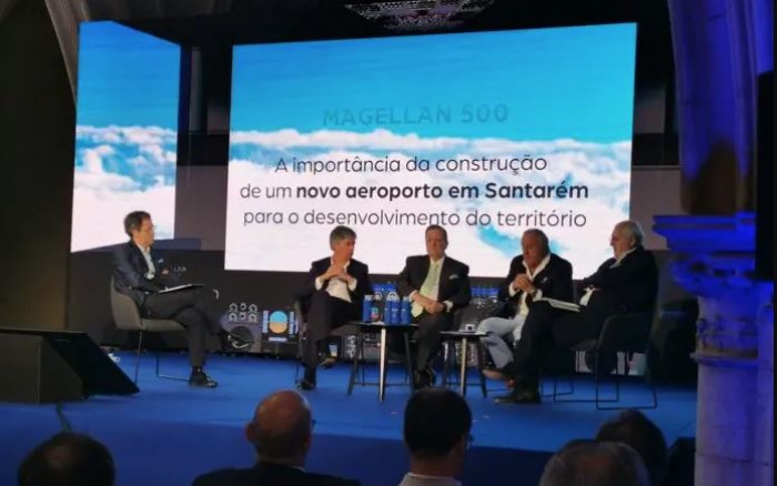 Aeroporto: Promotor destaca mais-valia de Santarém e autarcas criticam novas opções