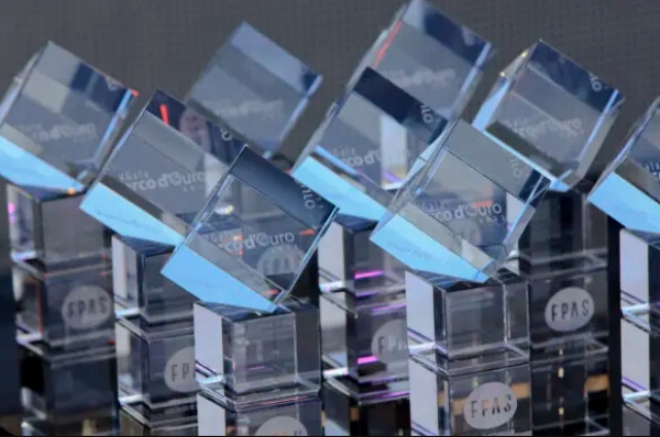 Santar&eacute;m recebe os Pr&eacute;mios Porco D&rsquo;Ouro