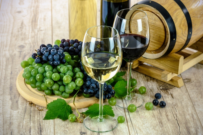 Ministra da Agricultura aprova medidas excecionais de apoio ao setor dos vinhos