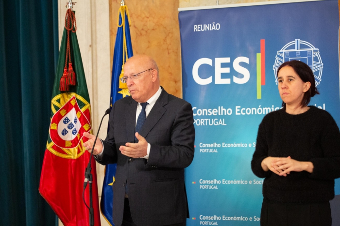 Conselho Europeu deve dar orientações claras para enfrentar a crise